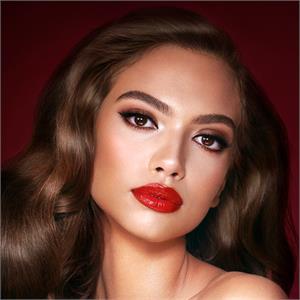 Charlotte Tilbury The Bombshell Look- Light-Medium